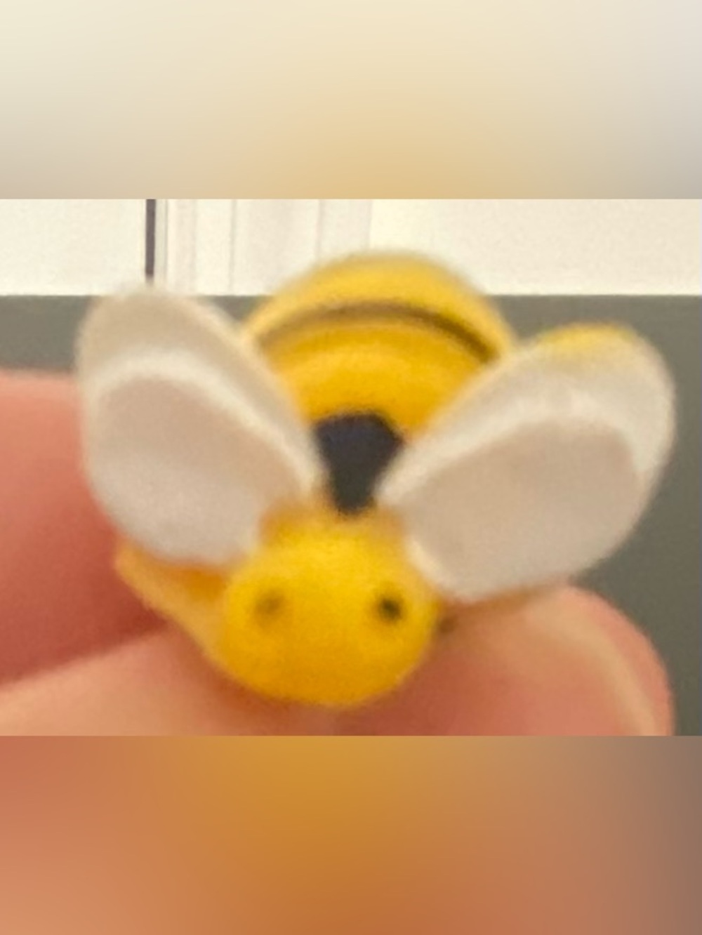 27 Yellow Bee push pins with White Wings